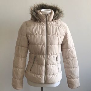 H&M Women’s Puffy Jacket w/Faux Fur Hood - Size 6